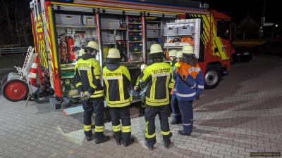 17+ Übung / HLF 10 Einweisung THL